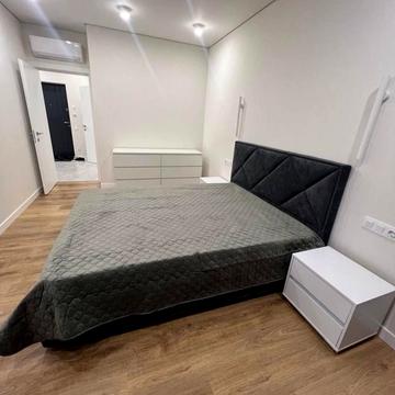 Дніпровська набережна вул., 15-Ж