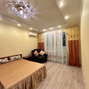 Івана Пулюя вул., 2