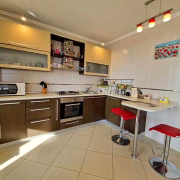 Власник термінова здає квартиру в центрі Бучі