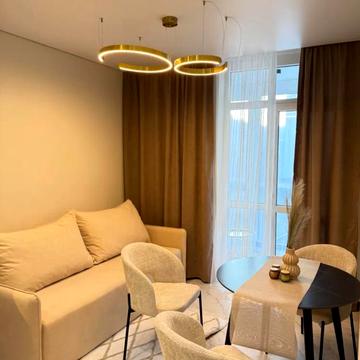 Богдана Хмельницького вул., 163