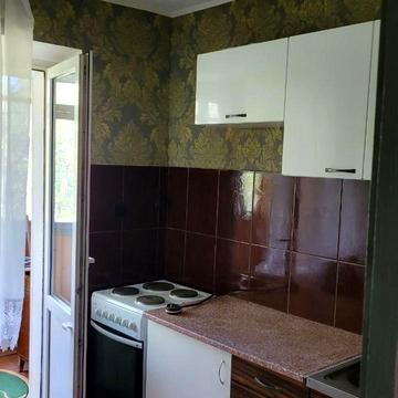 Бережанська вул., 14