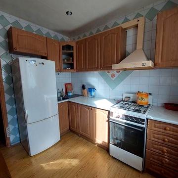 Сдаётся 2 комн квартира Днепровский район