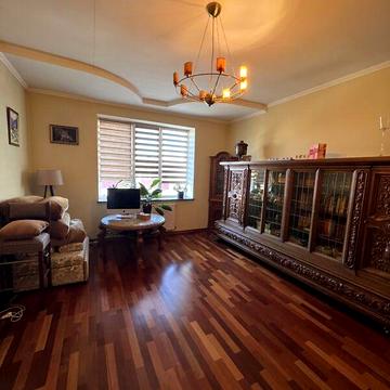 Довгострокова оренда 3к Квартира Франка Івана вулиця