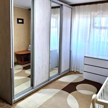 Європейського Союзу просп. (Правди), 68-Б