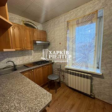 Плиткова вул., 19