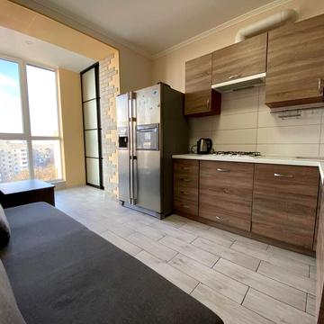 Високовольтна вул., 14-К