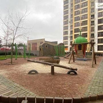 Продаж 3к Квартира Івасюка вулиця ЖК Lystopad