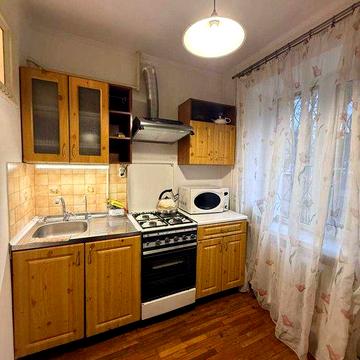 Сдам 2-ком. квартиру просп.Б.Хмельницкого