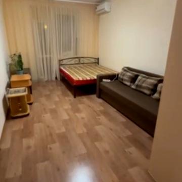 Драгоманова вул., 40-З