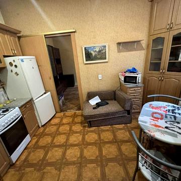 Гіпсова вул., 6