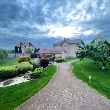 Грушевського вул.