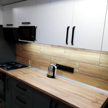 Глибока вул., 14