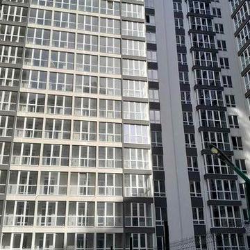 Продам в Центре 2-х ком. квартиру в сданном доме.