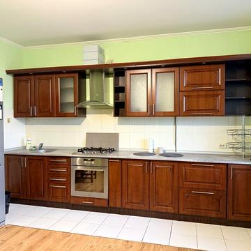 Плугова вул., 10а