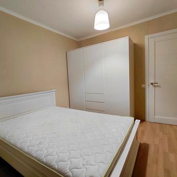 Володимира Івасюка просп. (Героїв Сталінграду), 13-А