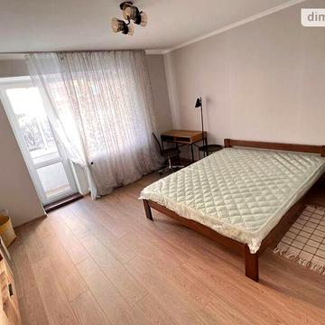 Довгострокова оренда 2к Квартира Хоткевича Гната вулиця