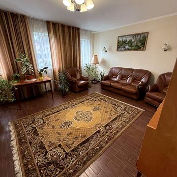 Продаж будинку Надбільна/Крилова. Казбет