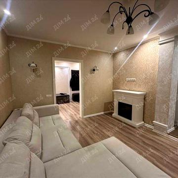 Квартира з ремонтом і автономним опаленням!