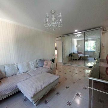 ЕВРОРЕМОНТ . Мебель. Крымский бульвар Кухня столовая +две спальни