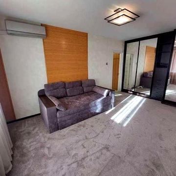 Двокімнатна квартира в оренду  вул. Лариси Руденко