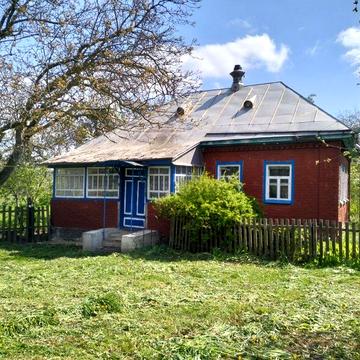 Продаж будинку в затишному селищі