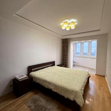 Оренда 3 кім квартири Наукова 2А