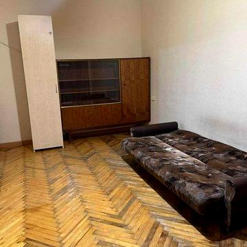 Здам 3-к.кв, центр, вул. Незалежної України