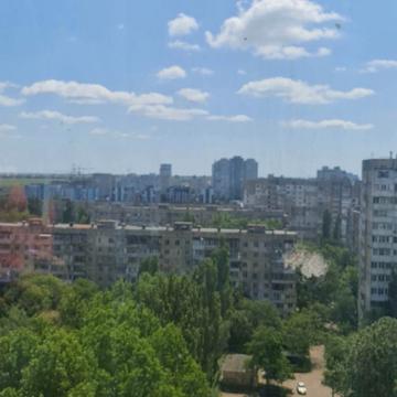 Владислава Бувалкіна вул. (Бочарова Генерала), 36