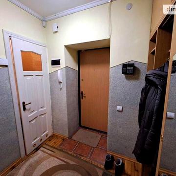 Довгострокова оренда 1к Квартира Широка вулиця