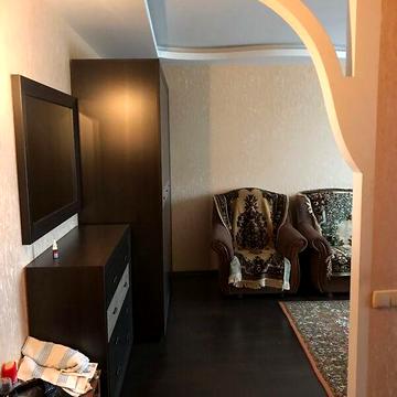 Довгострокова оренда 1к Квартира Космонавтів вулиця