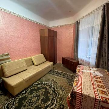 Михайла Драгоманова вул., 26