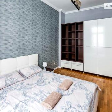 Довгострокова оренда 4к Квартира Гавришкевича вулиця