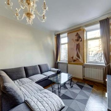 Прорізна вул., 4