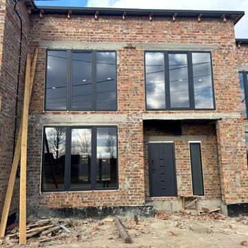 Котедж на стадії будівництва