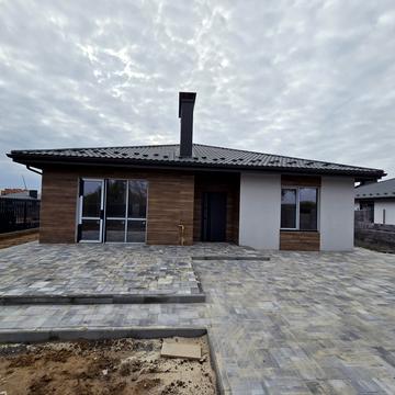 Остромирська вул., 65