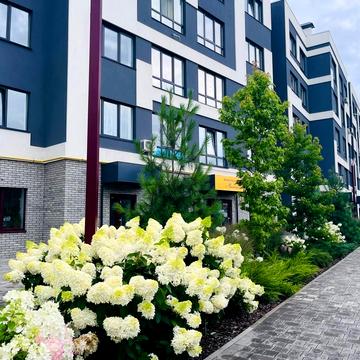 Гнатюка вул., 4