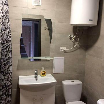 Довгострокова оренда 1к Квартира Незалежності (Титова) вулиця