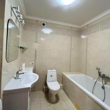 Шикарна 4к двоповерхова квартира з захоплюючим краєвидом - Виставка!