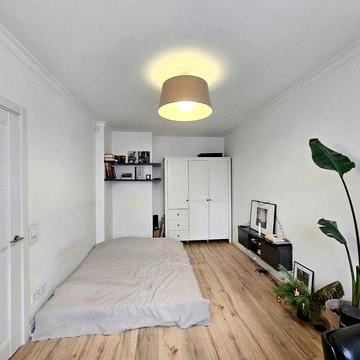 Двокімнатна Studio 50m2 біля Американського посольства |м|Берестейська