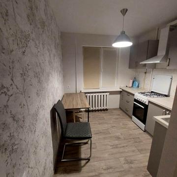 Євгена Чикаленка вул., 48/2