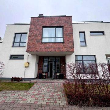 Продаж котеджу у с. Липники в котеджному містечку "Липові Роси"