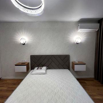 Оренда шикарної нової квартири в ЖК Домашній