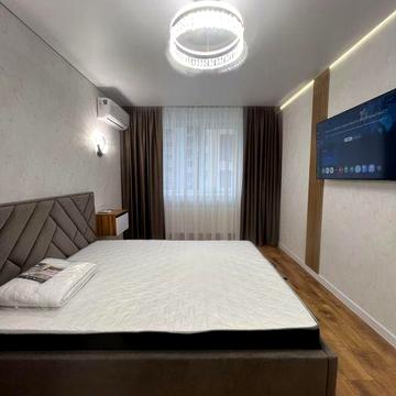 Оренда шикарної нової квартири в ЖК Домашній