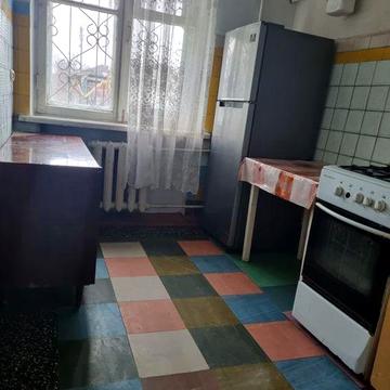 Продам 2ком.квартиру под ваш ремонт.