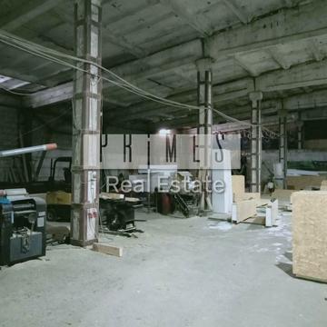 Центральної Ради вул., 1