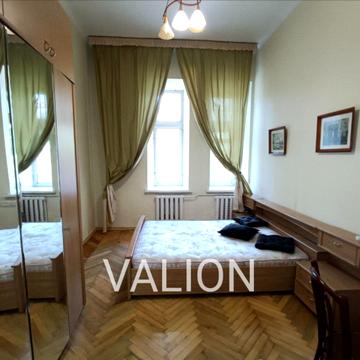 Чеховський пров., 11