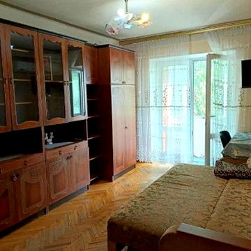 Флоренції вул., 12-Б