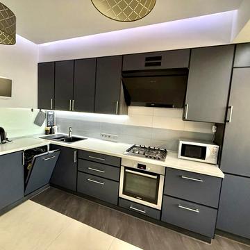 Джорджа Вашингтона вул. (Батальна), 4