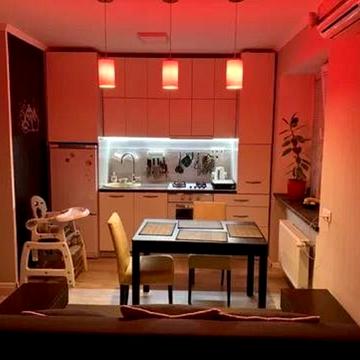 Івана Пулюя вул., 5