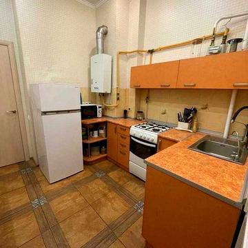 Здам, 3 к.  квартиру,  65м.кв., м. Шулявська, вул. Довженко 2